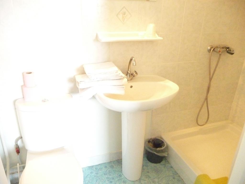 Hotel De La Gare Perigueux Phòng bức ảnh