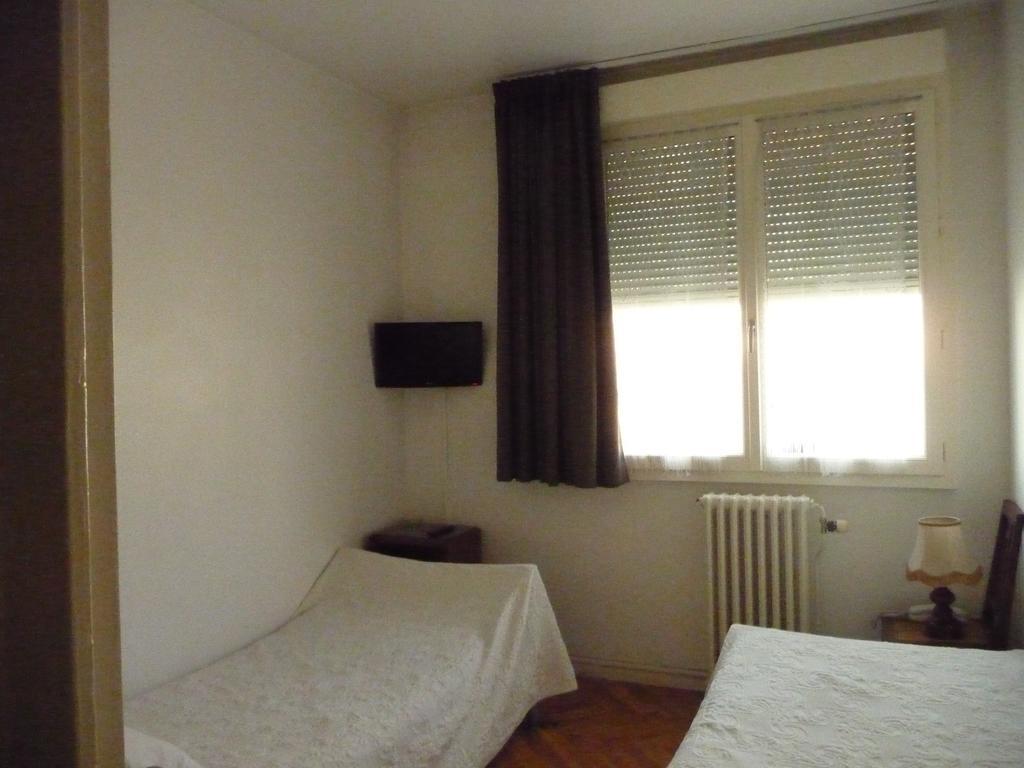Hotel De La Gare Perigueux Phòng bức ảnh